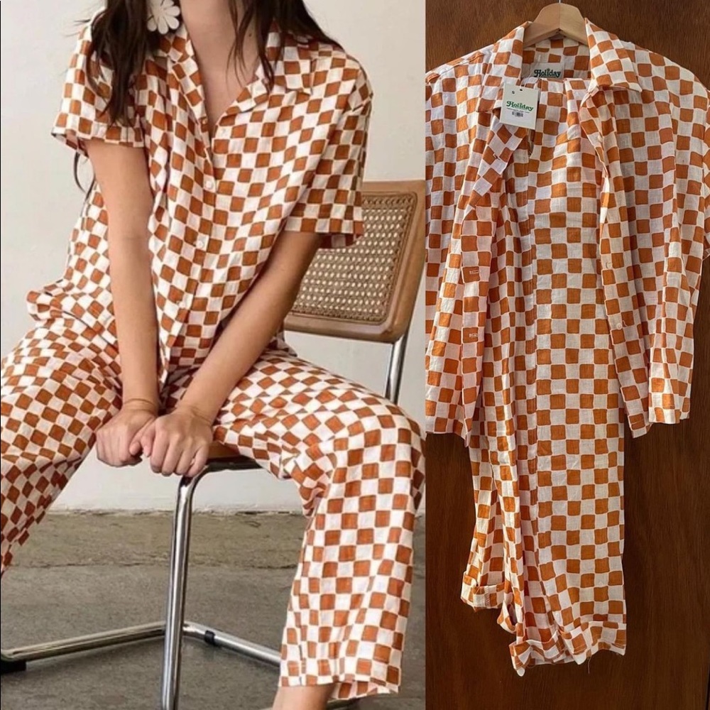 HOLIDAY THE LABEL LINEN PJ SET